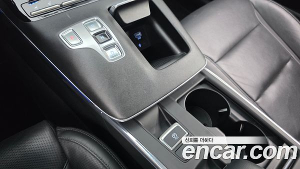 Hyundai Grandeur 2023, фото 9