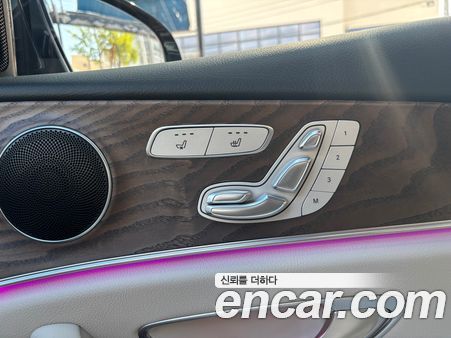 Mercedes-Benz E-Class 2023, фото 14