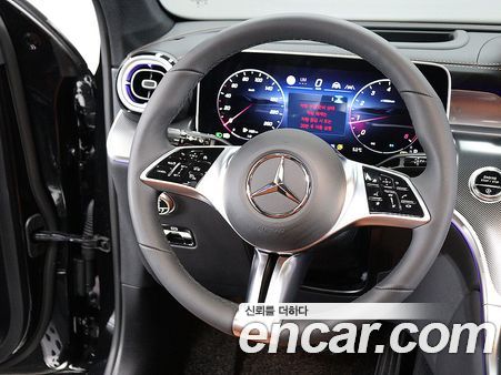 Mercedes-Benz GLC 2025, фото 9