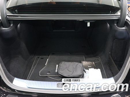 Mercedes-Benz S-Class 2023, фото 15