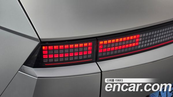 Hyundai IONIQ 5 2025, фото 9
