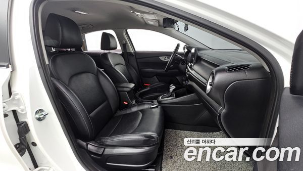 Kia K3 2020, фото 16