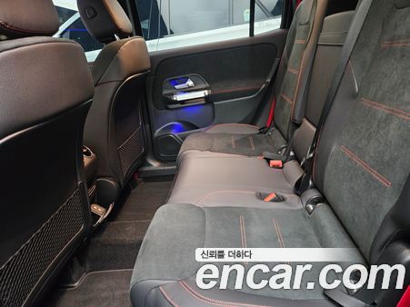 Mercedes-Benz GLB 2026, фото 10