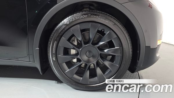 Tesla Model Y 2021, фото 4