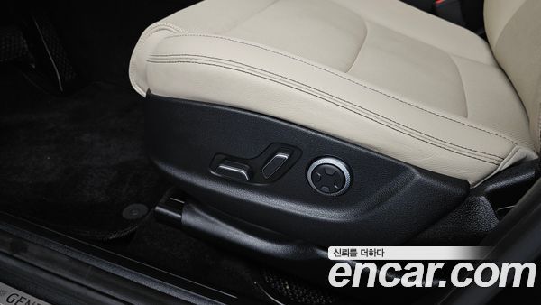 Genesis GV70 2022, фото 32