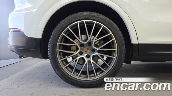 Porsche Cayenne 2020, фото 5