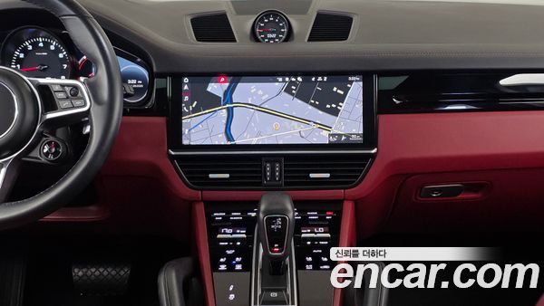 Porsche Cayenne 2020, фото 14