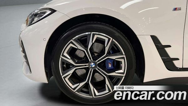 BMW 4 Series 2024, фото 5
