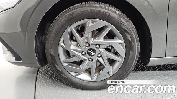 Hyundai Elantra 2024, фото 5