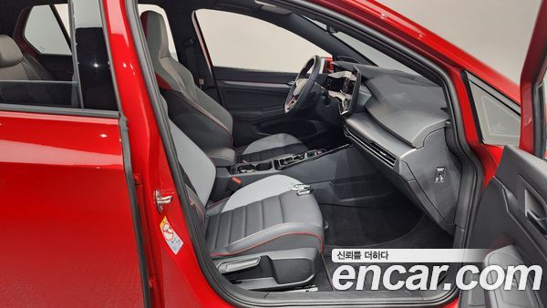 Volkswagen Golf 2025, фото 16
