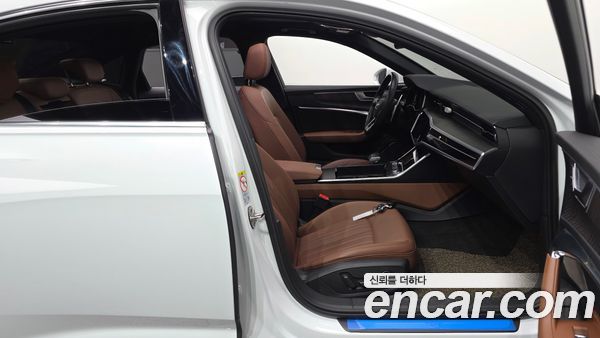 Audi A6 2020, фото 16