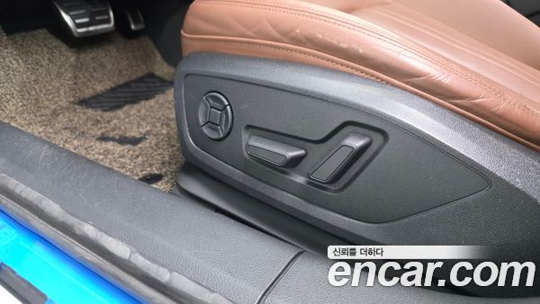 Audi A6 2020, фото 32