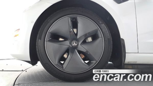 Tesla Model 3 2020, фото 4