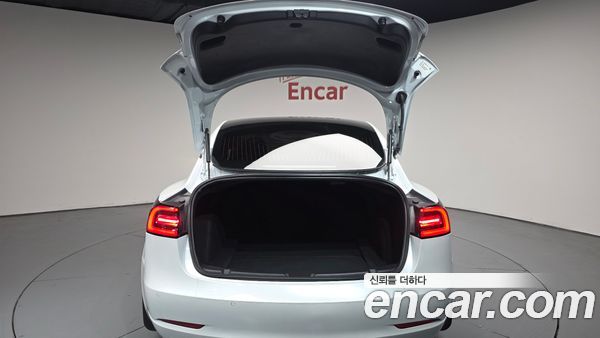 Tesla Model 3 2020, фото 25