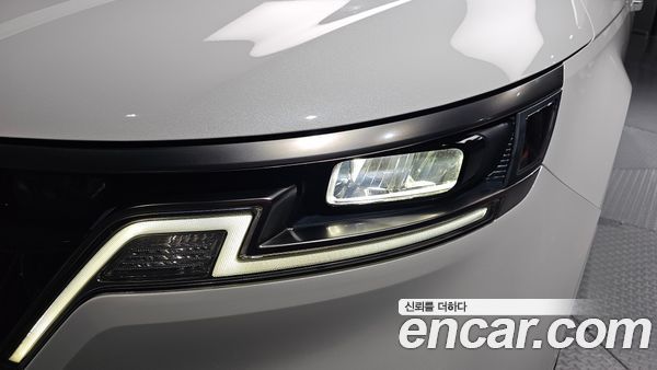 Kia Carnival 2023, фото 8