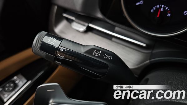 Kia Carnival 2023, фото 30