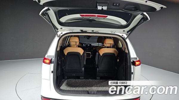 Kia Carnival 2023, фото 34