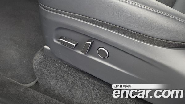 Tesla Model Y 2026, фото 29