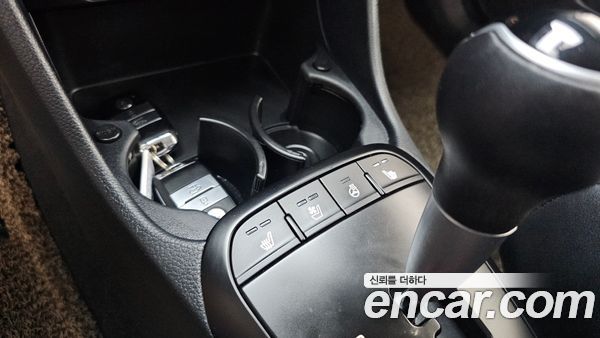 Kia Picanto 2023, фото 28