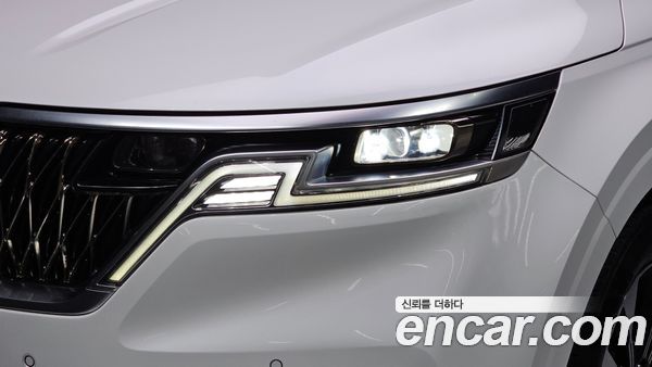 Kia Carnival 2021, фото 8