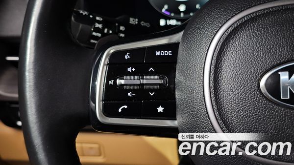 Kia Carnival 2021, фото 31