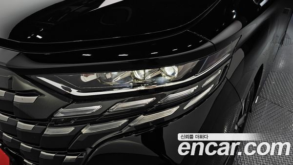 Toyota Alphard 2024, фото 7