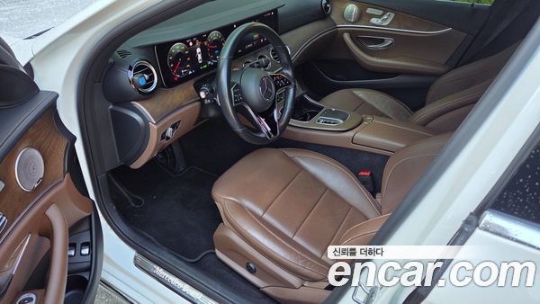 Mercedes-Benz E-Class 2021, фото 10