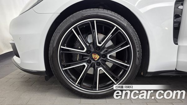 Porsche Panamera 2020, фото 5