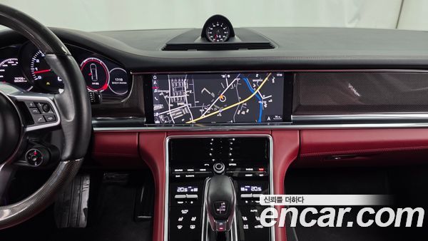 Porsche Panamera 2020, фото 20