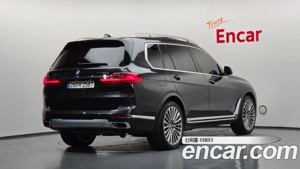 BMW X7 2022, фото 2