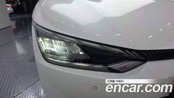Kia EV6 2023, фото 8