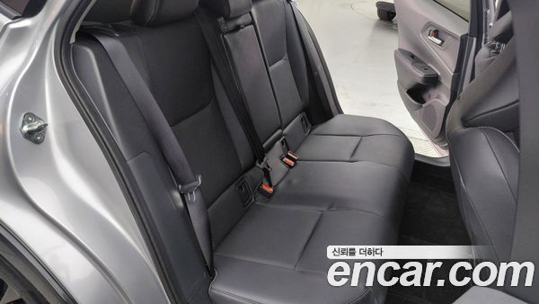 Toyota Prius 2024, фото 18
