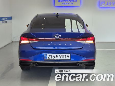 Hyundai Elantra 2021, фото 5