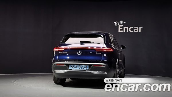 Mercedes-Benz EQC 2020, фото 4