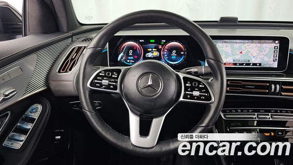 Mercedes-Benz EQC 2020, фото 13