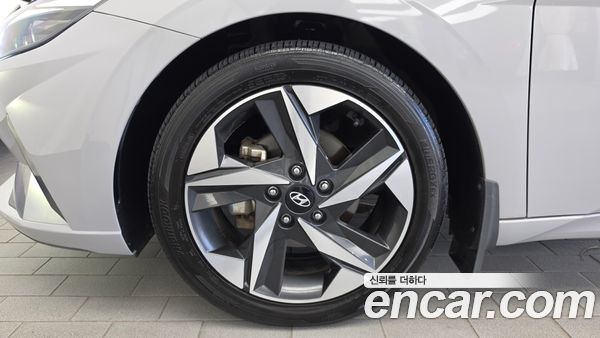 Hyundai Elantra 2021, фото 5