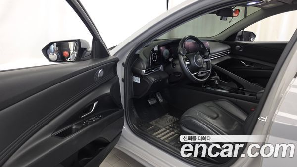 Hyundai Elantra 2021, фото 10