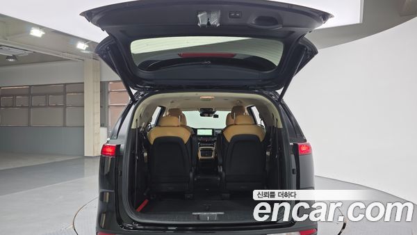 Kia Carnival 2023, фото 20