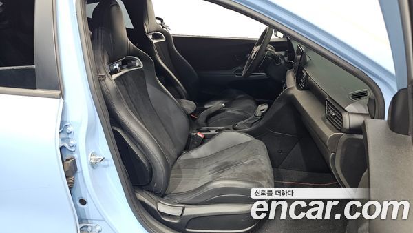 Hyundai Veloster 2021, фото 16