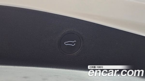 Tesla Model 3 2022, фото 31