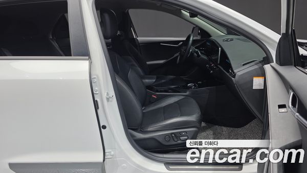 Kia Niro 2024, фото 16
