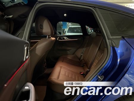 BMW 4 Series 2025, фото 9