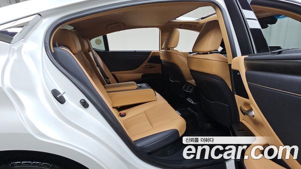 Lexus ES 2022, фото 18