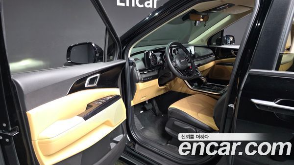 Kia Carnival 2022, фото 10