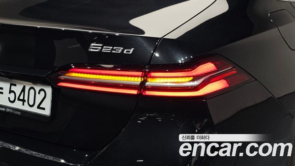 BMW 5 Series 2026, фото 8