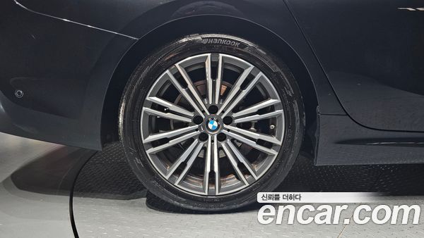 BMW 3 Series 2020, фото 4