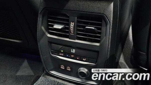BMW 3 Series 2020, фото 23