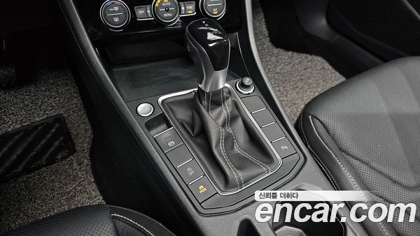 Volkswagen Jetta 2023, фото 11