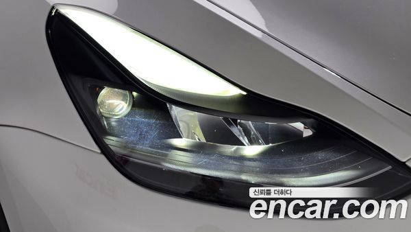 Tesla Model Y 2022, фото 7
