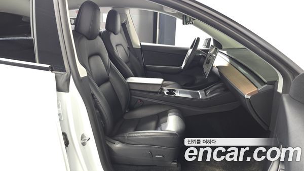 Tesla Model Y 2022, фото 15